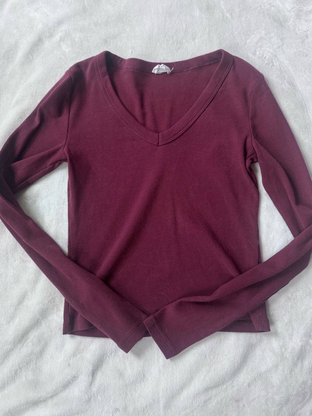 Cotton On Long-Sleeve V-Neck Ribbed Top in Wine